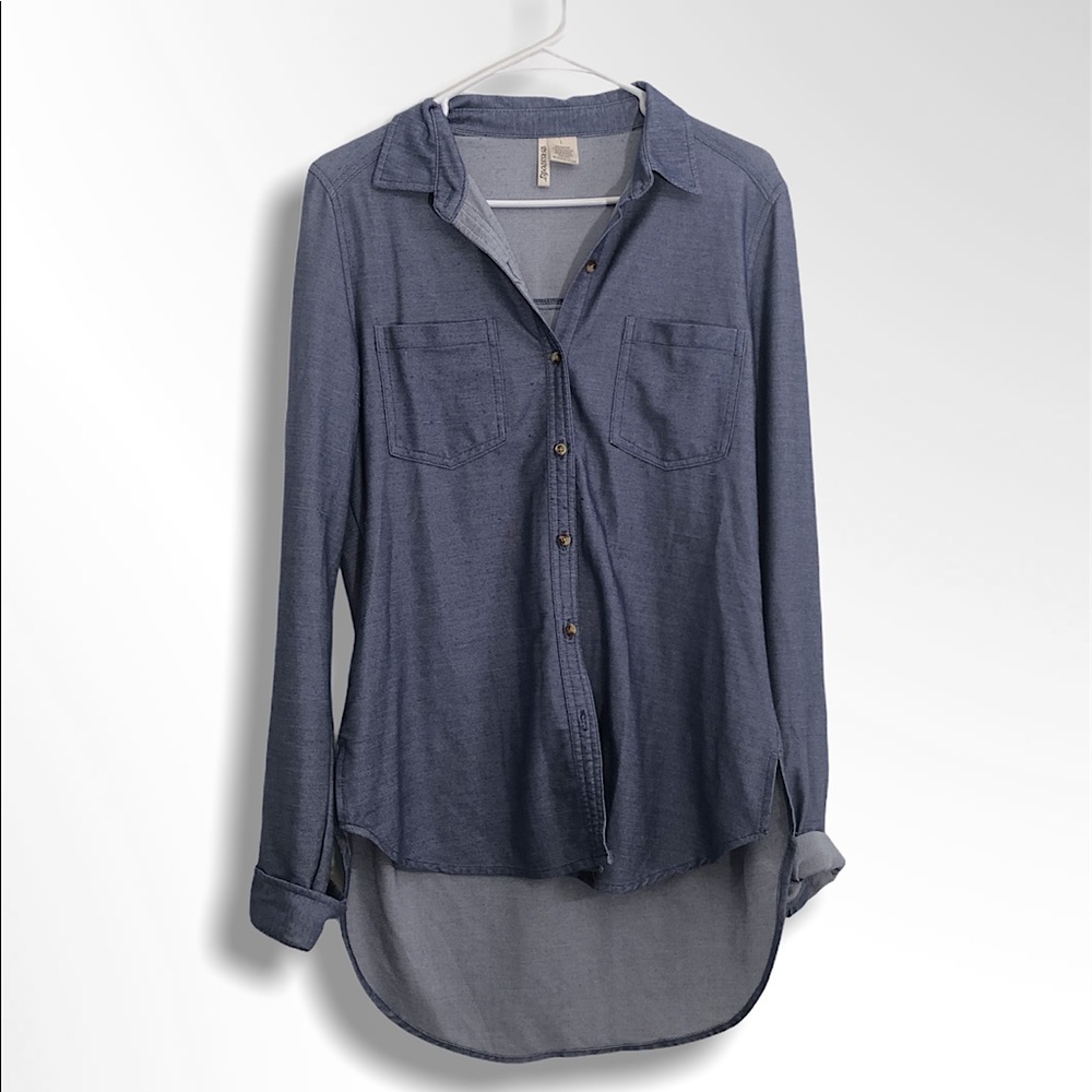 Passport Button Down